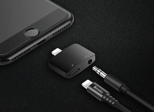 Hochwertiger Benks 2 in 1 Lightning Kopfhörer Adapter für iPhone X/ 7/ 8